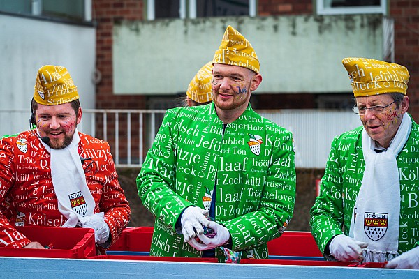 Alexander Gerst auf dem Kölner Rosenmontagszug 2019
