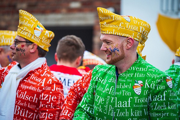 Alexander Gerst auf dem Kölner Rosenmontagszug 2019