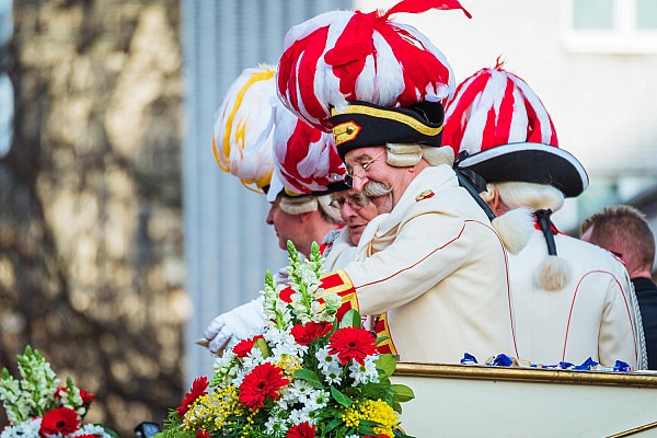Horst Lichter auf dem Kölner Rosenmontagszug 2019